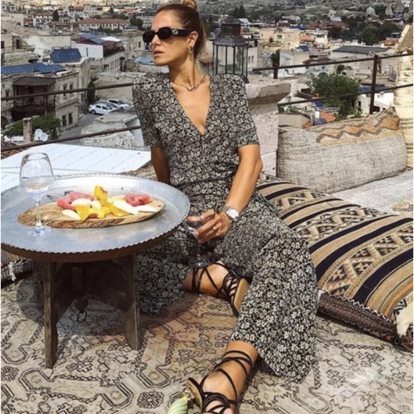 Zara Floral Belted Jumpsuit Bloggers Favorite Size Medium - Picture 8 of 11